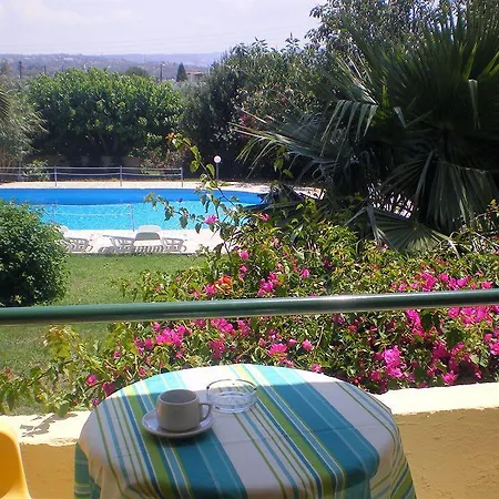 Minoas Hotel 2*