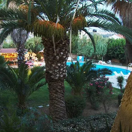 Minoas Hotel