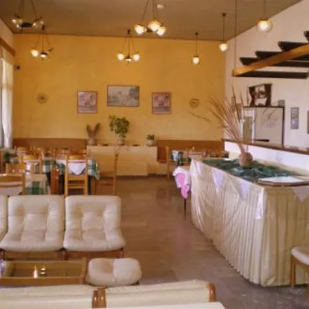 Minoas Hotel 2*