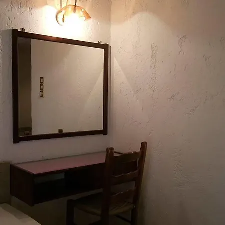Hotel Minoas 2*